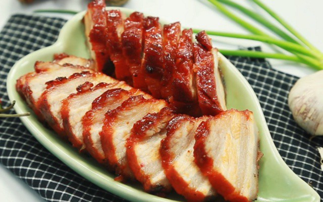 Thành phẩm thịt xá xíu truyền thống.