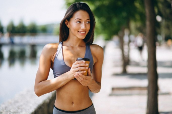 Chỉ một ly cà phê trước khi tập, hiệu suất tập luyện tăng đáng kể.