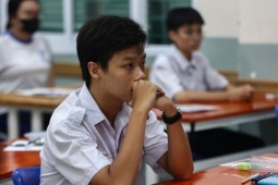 Bất an dùng tổ hợp có Toán, Tiếng Anh để xét tuyển đại học