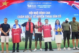 Fan vỡ òa đón huyền thoại Manchester Reds, Michael Owen ấn tượng mạnh với dịch vụ y tế đẳng cấp của BV Tâm Anh