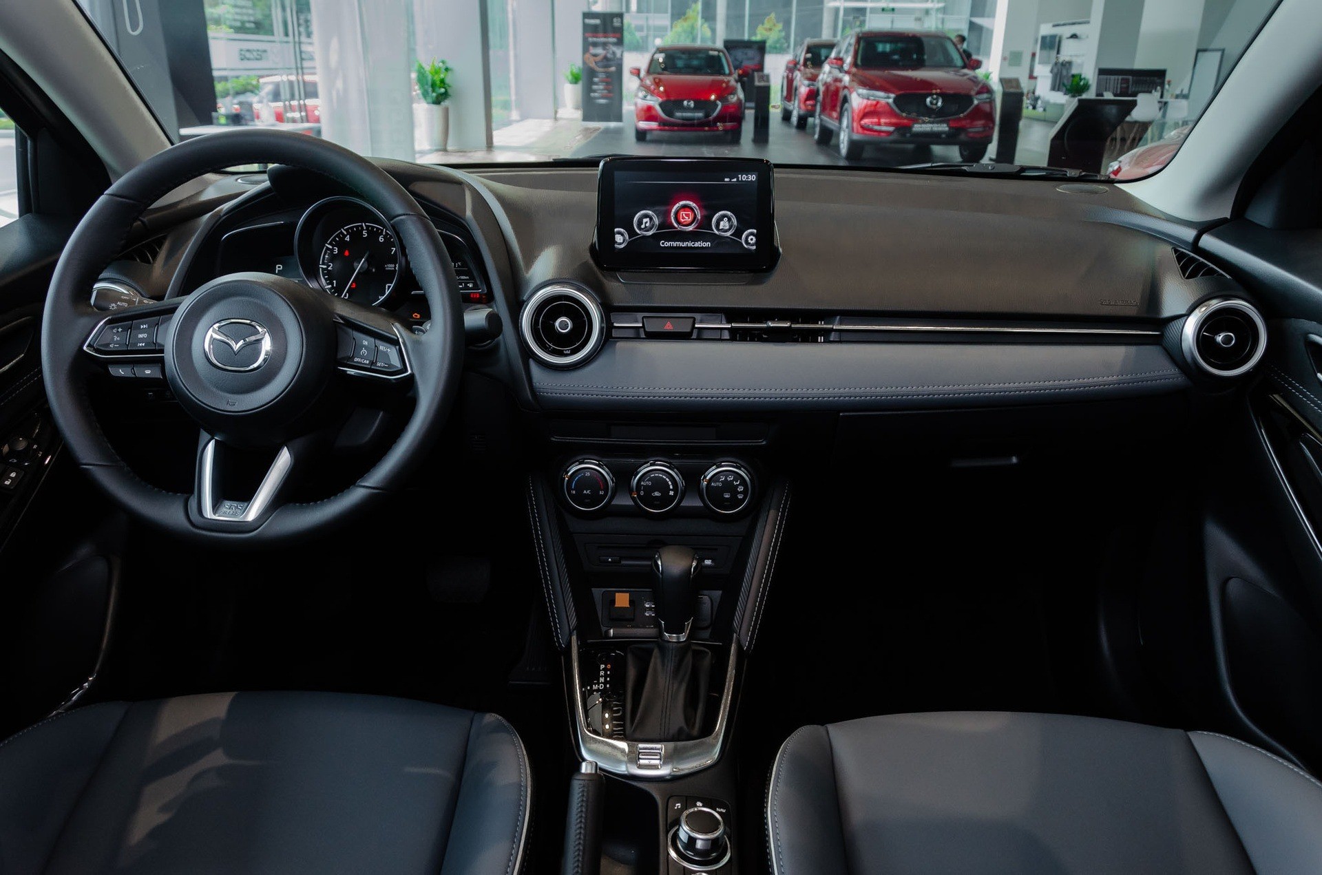 Mua sedan tầm giá 500 triệu chọn Mitsubishi Attrage hay Mazda2? - 4