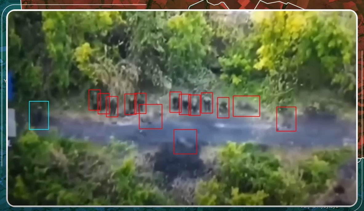 Các binh sĩ Nga đầu hàng trong giao tranh ở Sumy. Ảnh: Euromaidan Press.