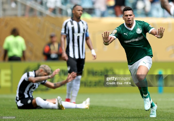 Paulinho ghi bàn thắng duy nhất trong hiệp phụ, giúp&nbsp;Palmeiras đánh bại Botafogo