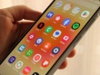 Samsung và Apple lãnh hậu quả vì tội cài sẵn gần 200 ứng dụng