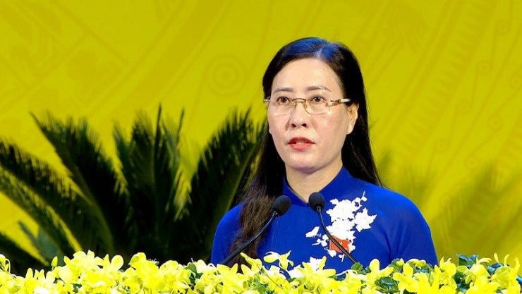 Bà Bùi Thị Quỳnh Vân - Bí thư tỉnh Quảng Ngãi là bí thư nữ trẻ tuổi nhất