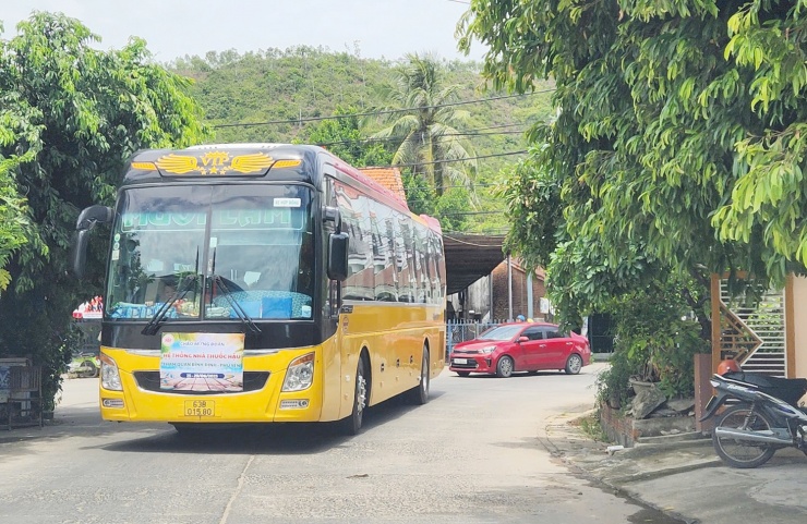 Nhiều điểm check-in hút du khách trên cung đường từ Phú Yên đến Bình Định - 4