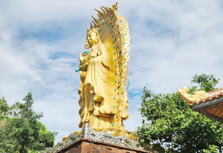 Nhiều điểm check-in hút du khách trên cung đường từ Phú Yên đến Bình Định - 18