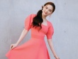Ái nữ của 'Vua sòng bạc' phối đồ tươi trẻ