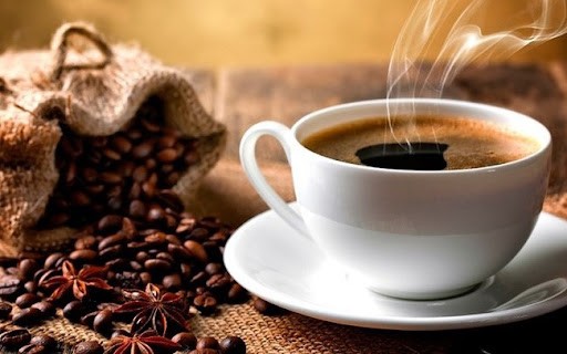 Uống cà phê thường xuyên có thể giảm nguy cơ mắc một số bệnh gan, cải thiện sức khỏe gan.