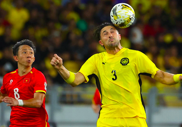 Trung vệ gốc Argentina - Facundo Garces (3)được cho là nhập tịch sai phép trước khi ra mắt tuyển Malaysia ở trận thắng Việt Nam 4-0 tại vòng loại Asian Cup 2027 hôm 10-6-2025