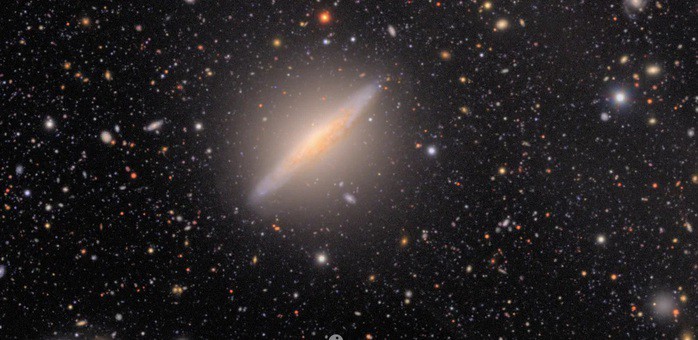 Thiên hà xoắn ốc NGC 4343 theo góc chụp nghiên - Ảnh: NSF/DOE
