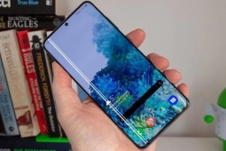 Cách hạn chế tối đa điện thoại Samsung Galaxy bị sọc xanh màn hình