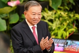Công bố lãnh đạo các tỉnh thành mới
