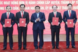 Tin tức trong ngày - Ông Trịnh Việt Hùng giữ chức Bí thư Tỉnh ủy Thái Nguyên sau hợp nhất
