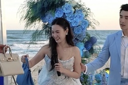 Chồng đại gia tặng Midu túi hơn một tỷ đồng kỷ niệm ngày cưới