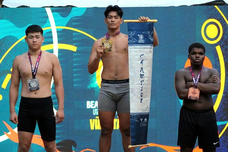 Phạm Huỳnh Minh Hiếu chiến thắng ở nội dung 90kg nam