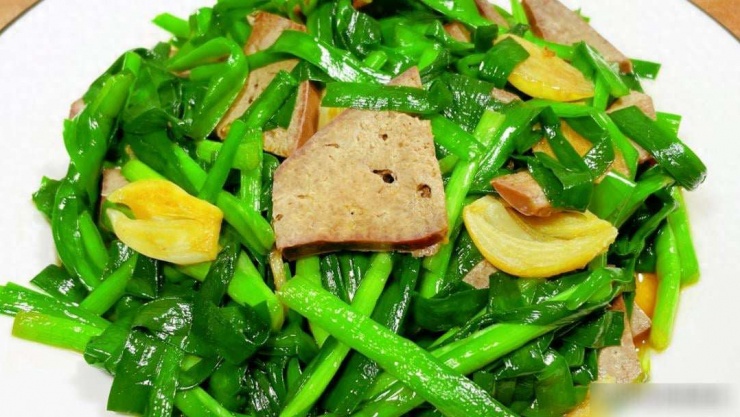 Loại rau ngon ngọt vào mùa xuân, giúp kháng khuẩn, tăng cường miễn dịch, bổ mắt, dưỡng da, hương vị cực thơm - 4