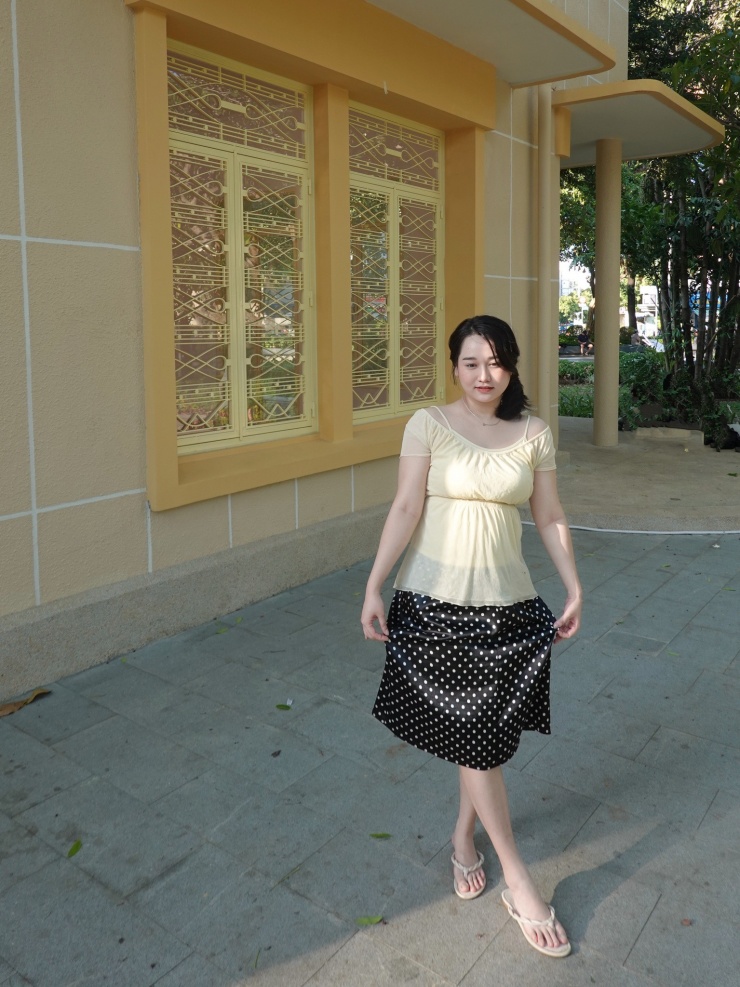 Trúc Anh từng là cái tên được nhiều khán giả nhắc đến như một “ngọc nữ” thế hệ mới của màn ảnh Việt. Sở hữu vẻ đẹp mong manh cùng lối diễn xuất tự nhiên, cô ghi dấu ấn qua loạt phim như: Mắt Biếc, Ngốc Ơi Tuổi 17, Thiên Thần Hộ Mệnh,... Khi sự nghiệp đang trên đà phát triển, Trúc Anh bất ngờ tạm rời xa showbiz để chăm sóc sức khỏe và liên tục lộ hình ảnh tăng cân mất kiểm soát, có thời điểm cô nặng hơn 80kg.