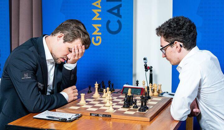 Trận đấu giữa Carlsen và Caruana năm 2018. (Ảnh: Lennart Ootes)