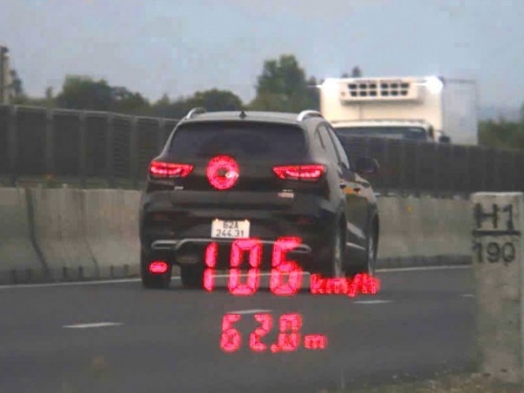 Xe không đăng ký còn chạy quá tốc độ, tài xế và chủ xe bị phạt 24,5 triệu đồng