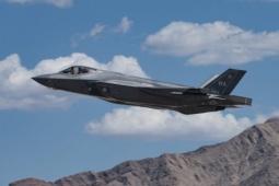 Tiêm kích F-35 Mỹ rơi ở Nevada