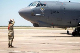 Bị Tây Ban Nha 'cấm cửa' không phận oanh tạc cơ khiến Mỹ khó tấn công Iran