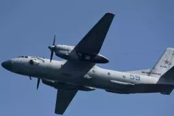 Máy bay vận tải quân sự Nga rơi ở Crimea, không ai sống sót