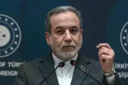 Iran tuyên bố sẵn sàng cho các cuộc tấn công trên bộ, khẳng định ‘không tin Mỹ’