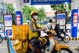 8.000 tỷ đồng bình ổn giá xăng dầu: Khi ngân sách 'giảm sốc' cho người dân