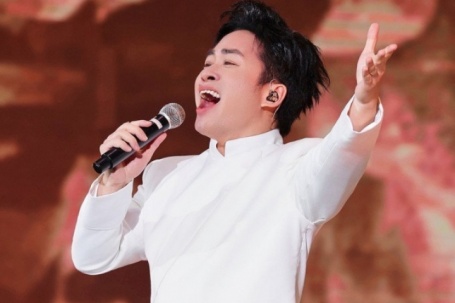 Tùng Dương: Xin hãy dừng so sánh ca sĩ AI và ca sĩ thật