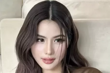 Tiết lộ sốc của nữ ca sĩ 32 tuổi vừa đăng quang Hoa hậu Hòa bình Thái Lan