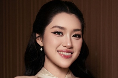 Hoa hậu Phương Oanh: 'Tôi tự lập từ năm 16 tuổi'