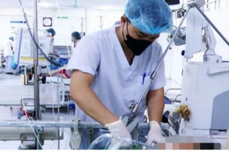 Thịt lợn bệnh "tuồn" vào trường học ở Hà Nội: Nguy hiểm thế nào cho sức khỏe?