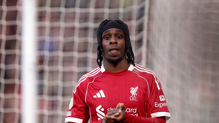 Frimpong dính chấn thương, báo tin dữ cho Liverpool