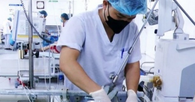 Thịt lợn bệnh "tuồn" vào trường học ở Hà Nội: Nguy hiểm thế nào cho sức khỏe?