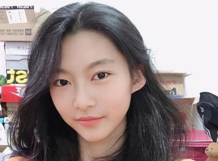 Ngắm nhan sắc dàn hot girl ngoại binh giải bóng chuyền VN, ấn tượng “ngọc nữ” 1m94 - 2