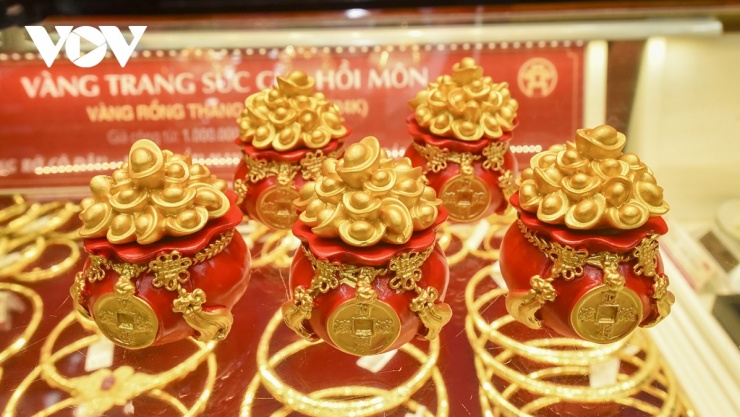 Giá vàng thế giới tăng, vàng tư nhân đi ngang: Nhà đầu tư lỗ nặng, giao dịch khó - 3