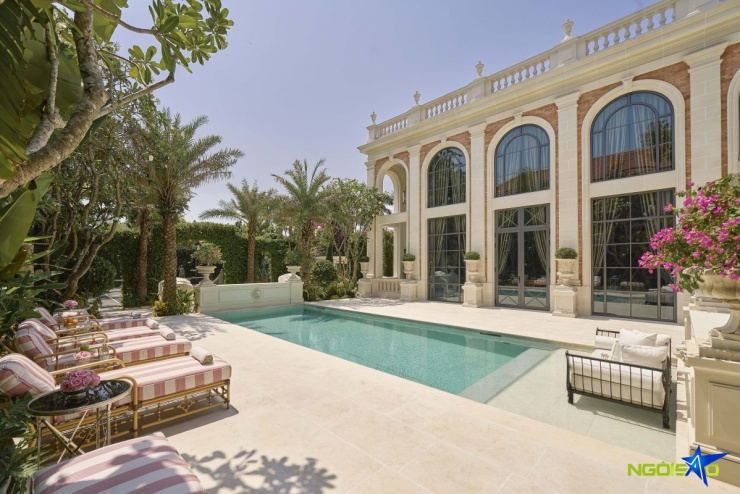 Thái Công chi 2 tỷ đồng làm 'khu vườn châu Âu' trong dinh thự 2.000 m2 - 4