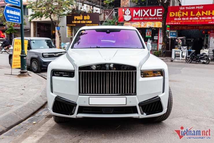 Đi 500km, đại gia Hà Nội bán xe siêu sang Rolls-Royce Cullinan 2025 lỗ tiền tỷ - 4