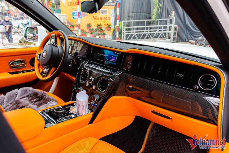 Đi 500km, đại gia Hà Nội bán xe siêu sang Rolls-Royce Cullinan 2025 lỗ tiền tỷ - 8