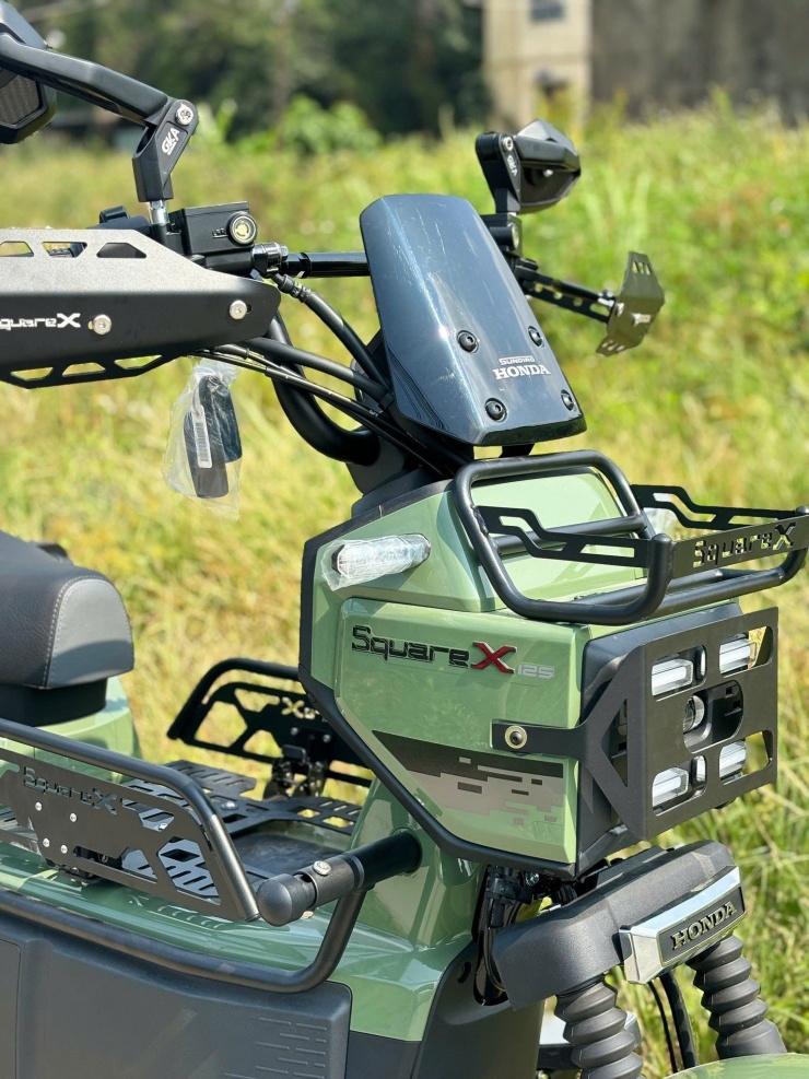 Xe tay ga Honda Square X125 thiết kế dị kiểu hộp vuông, giá đắt gần 100 triệu - 4