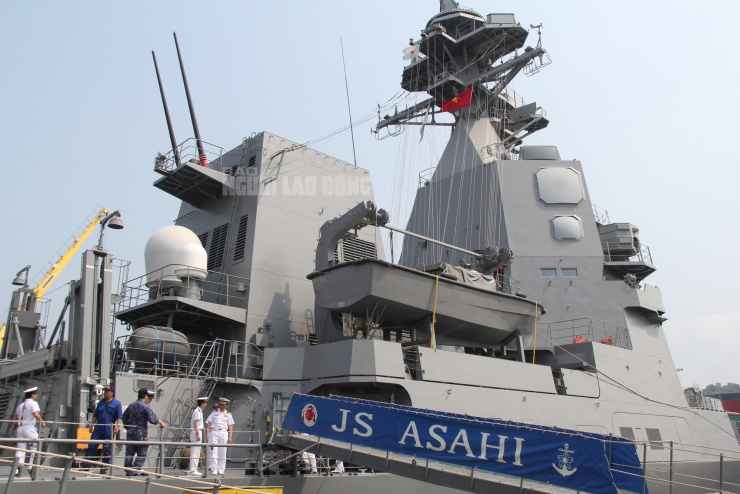 CLIP: Cận cảnh tàu hộ vệ Asahi Nhật Bản với khí tài hiện đại thăm Đà Nẵng - 11