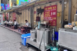 Giá xăng dầu giảm, vì sao dịch vụ ăn uống 'đua' tăng?