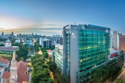 SMU -  Trường đại học cải thiện thứ bậc nhiều nhất thế giới trong Bảng xếp hạng ngành học QS