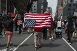 Người Mỹ hoài nghi chiến dịch chống Iran, lo cái giá phải trả quá lớn