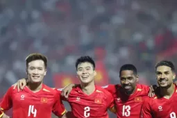 Ngôi sao bị lãng quên trong ngày Việt Nam đè bẹp Malaysia