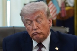 Nỗi tức giận ngày càng tăng của ông Trump với NATO