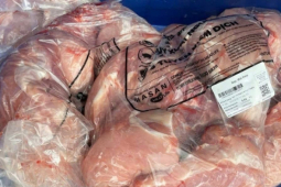 Phụ huynh đề nghị làm rõ thông tin bếp ăn trường học nào đã tiêu thụ lợn bệnh