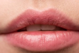 3 bí quyết trị thâm và khôi phục sắc môi hồng tự nhiên