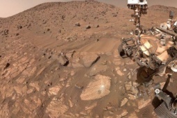 Robot NASA tìm ra nơi sự sống ngoài hành tinh từng trú ngụ?